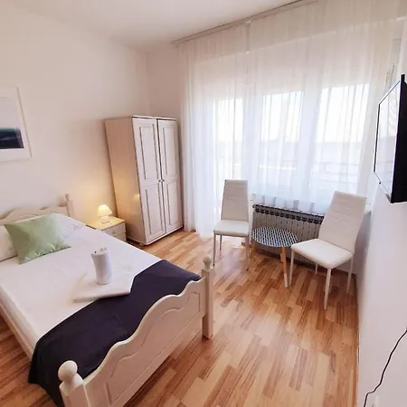 Roko 3* Kastela