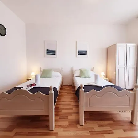Roko 3* Kastela